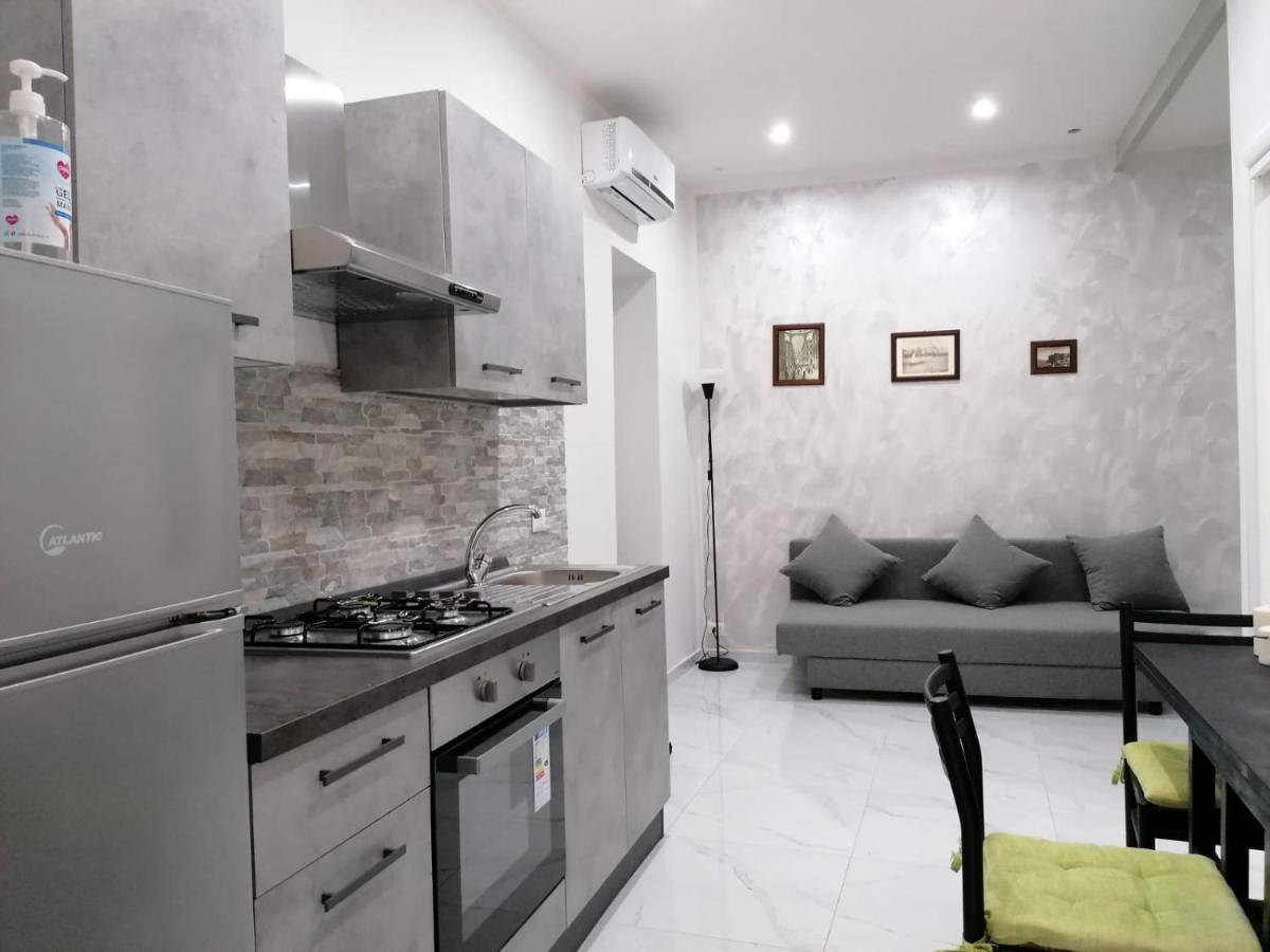 Centro Storico Casa Elegante Per Famiglia Villa Napels Buitenkant foto