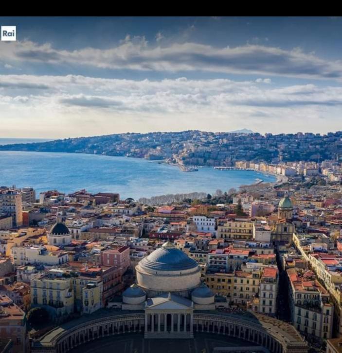 Centro Storico Casa Elegante Per Famiglia Villa Napels Buitenkant foto